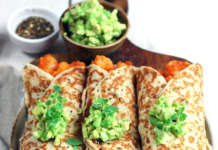 Crepes ripiene di cavolfiore al sugo all'arrabbiata