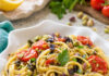 Linguine allo scoglio con alghe e pistacchi