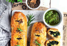 Strudel ripieno di verdura a foglie verdi