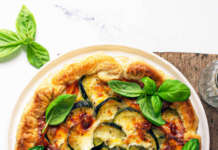 Torta rustica di zucchine, basilico e provola dolce