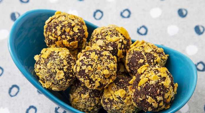 Recuperiamo il cioccolato rimasto a pasqua realizzando semplici tartufini!