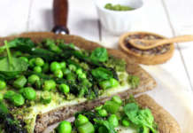 Pizza con farina di riso e di grano saraceno