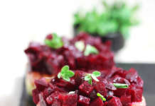 Tartare di avocado, barbabietola e salmone