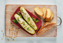 Antipasto di cetrioli farciti con caprino