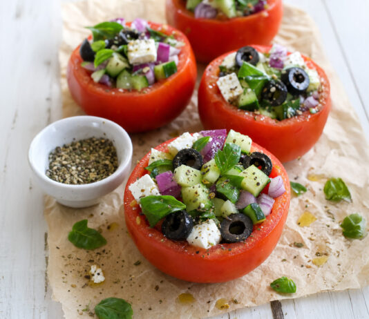 Pomodori ripieni alla greca