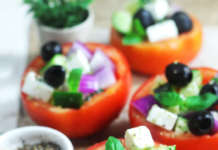 Pomodori ripieni alla greca