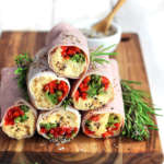 Involtini di affettato, hummus e verdure