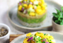 Riso e ceci con avocado e mango