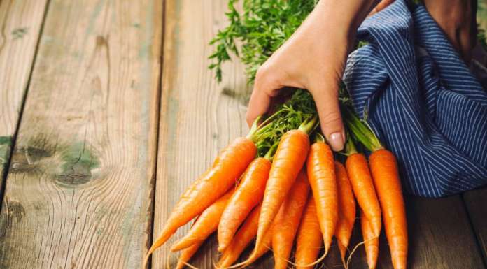 Ecco perché alle donne serve mangiare arancione caroyenoidi e donne