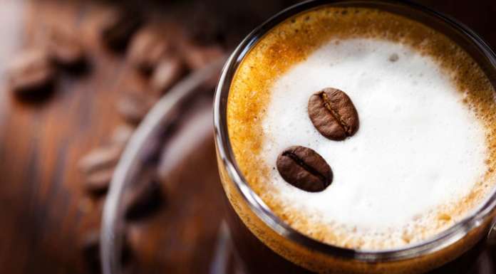 Caffè macchiato? Sì grazie latte caffè