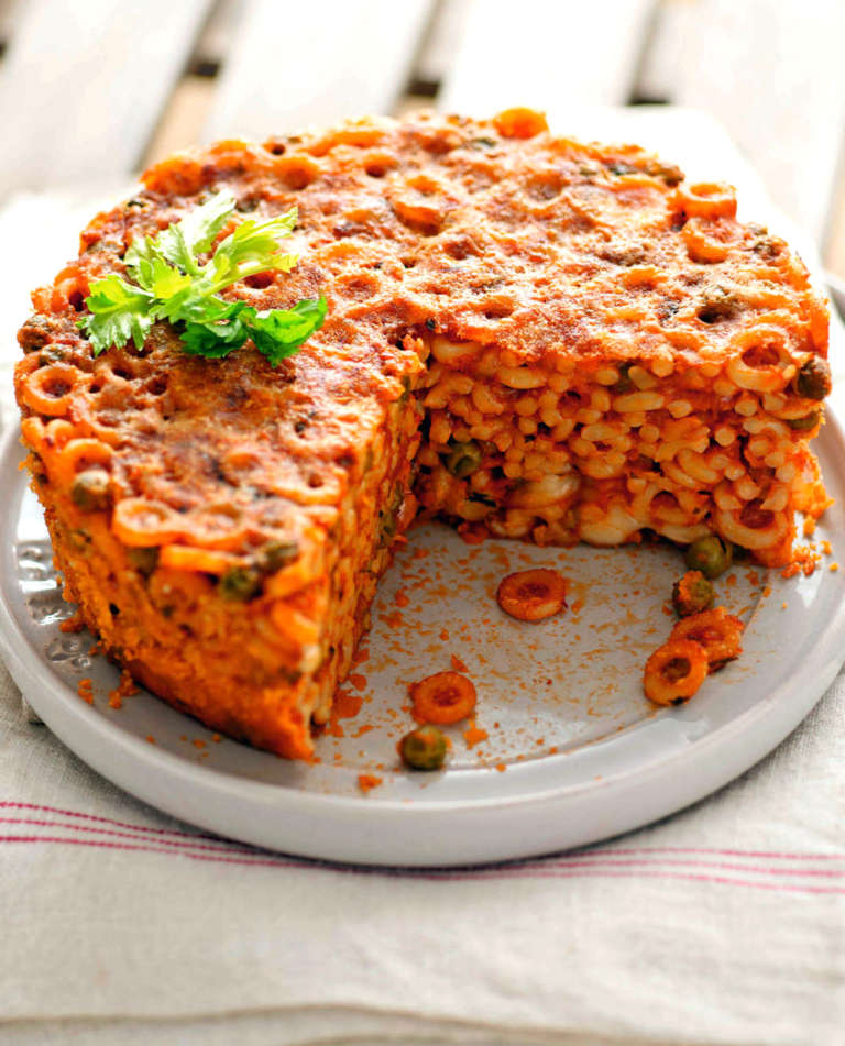 Timballo di anelletti con piselli alla siciliana