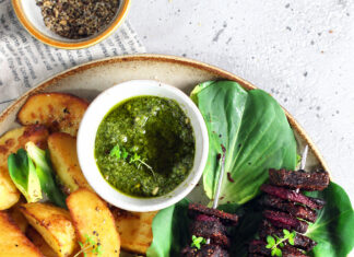 Spiedini kebab di barbabietola arrostita