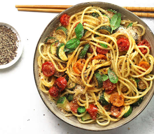 Pasta pomodorini, zucchine e parmigiano