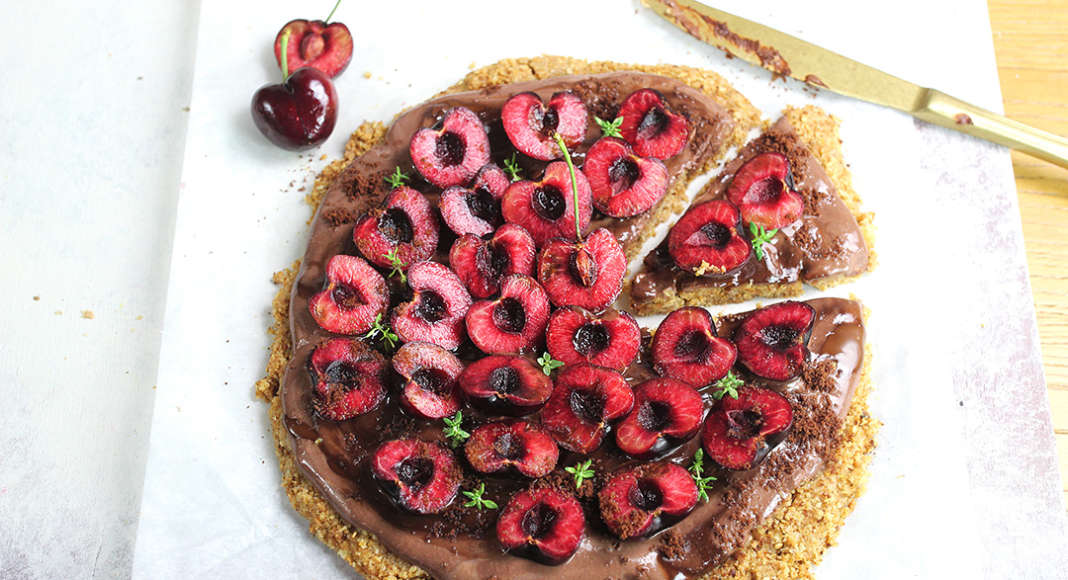 Torta senza cottura cioccolato e ciliegie