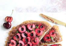 Torta senza cottura cioccolato e ciliegie