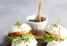 Sandwich di uova ripieni di verdure