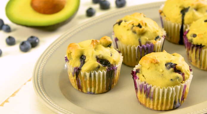 Metti l’avocado nel muffin (al posto del burro)