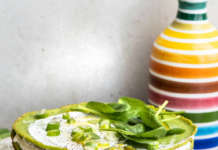 Crepes di spinaci e piselli in millefoglie