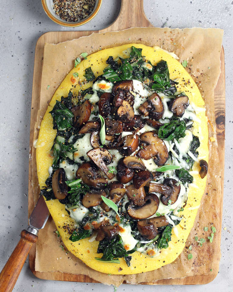 Polenta farcita con bietole, mozzarella e funghi