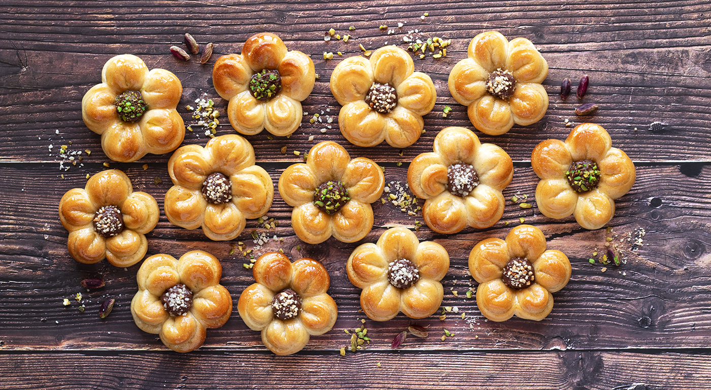 Fiori di brioche al miele