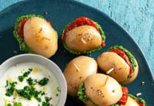 Paninetti di patate ripieni con paté di tarassaco