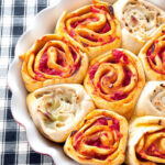 Focaccia con pomodori e cipollotti allo zenzero