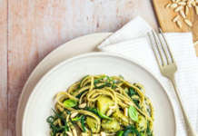 Linguine al pesto fresco di basilico con patate e barba di frate