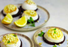 Panna cotta al limone su biscotto al cioccolato