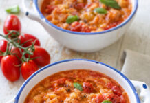 Minestra di pane e pomodoro