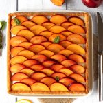 Crostata quadrata di susine