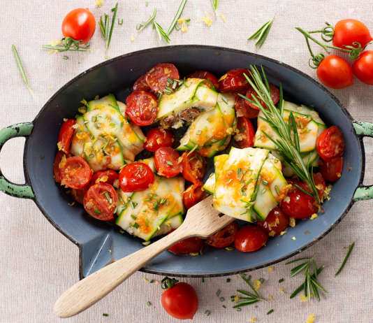 Ravioli di zucchine con ricotta, funghi porcini e pomodorini