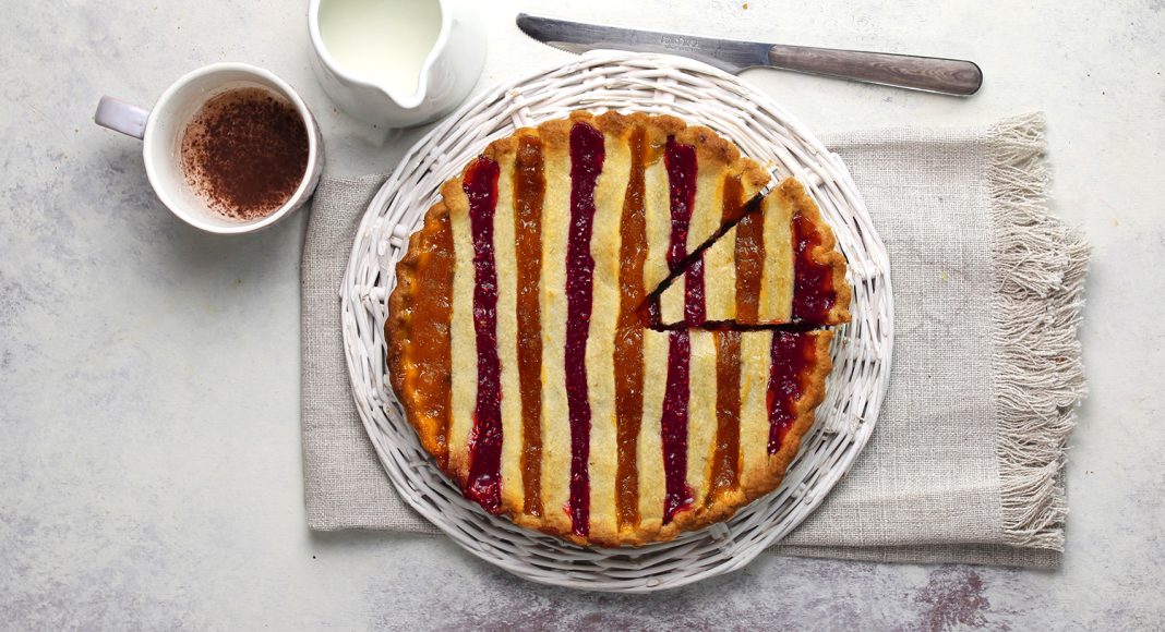 Crostata colorata alla banana