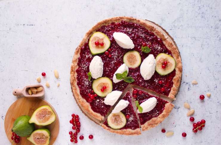Crostata con composta di ribes