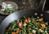 Gnocchetti agli spinaci con finferli e briciole di roquefort