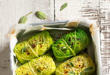 Involtini di verza alla salvia con patate e formaggio filante