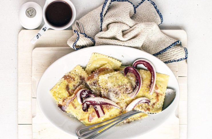 Ravioli di caprino e radicchio rosso