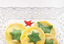 Ravioli a stella di radicchio rosso e nocciole con salsa di taleggio