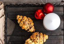 Brioche di sfoglia con tapenade all'arancia