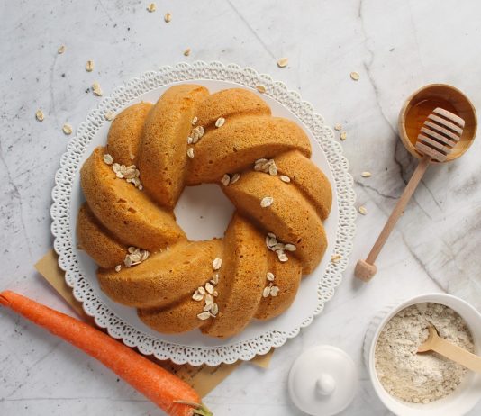 Torta di carote e avena