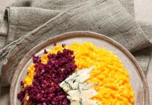 Risotto alle due carote con gorgonzola piccante e crumble viola