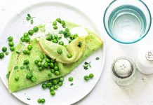 Crêpes ai piselli freschi, stracchino e maggiorana