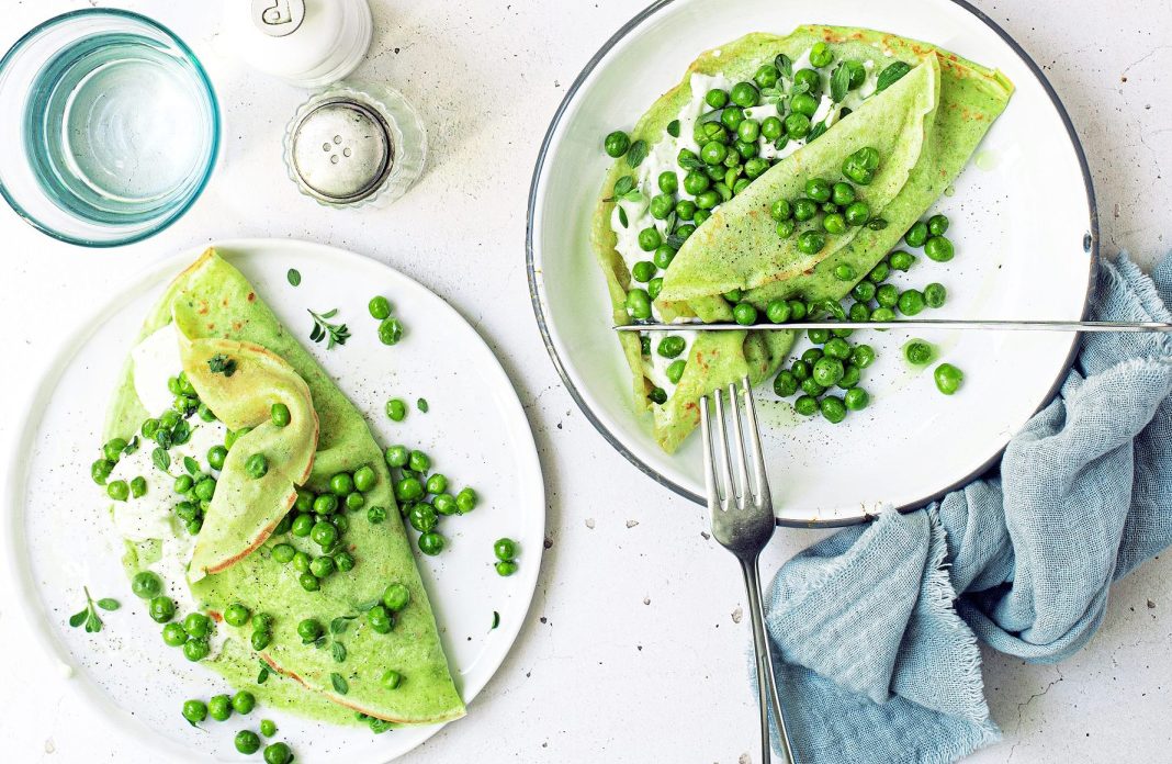 Crêpes ai piselli freschi, stracchino e maggiorana
