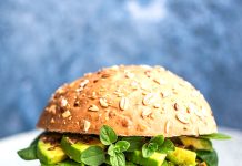 Burger di piselli, spinacini e avena