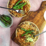 Tortini gratinati agli asparagi con mandorle e avena
