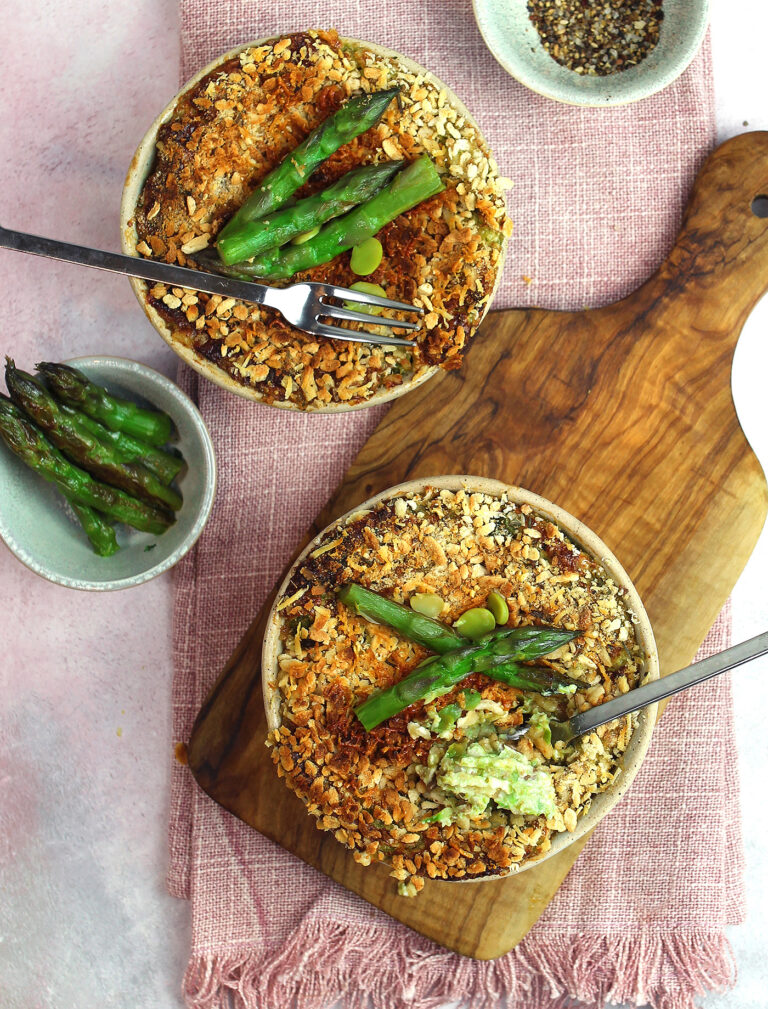 Tortini gratinati agli asparagi con mandorle e avena