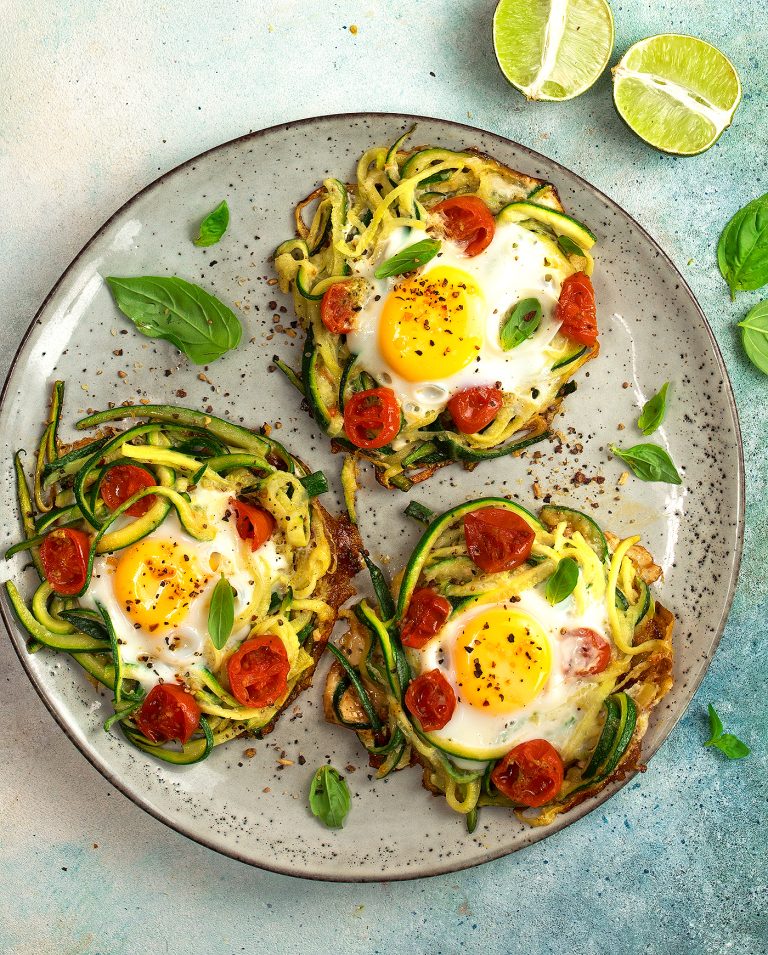 Cestini di zucchine, pomodorini e uova