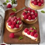Crostatine ai lamponi con crema di ricotta