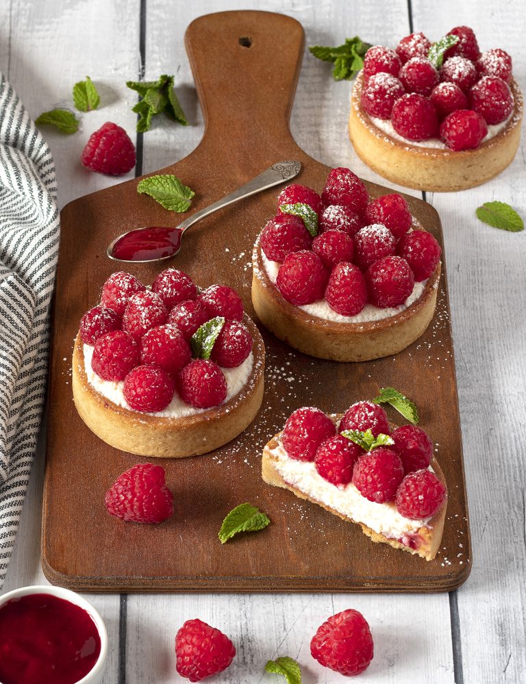 crostatine-lamponi-ricotta Crostatine ai lamponi con crema di ricotta