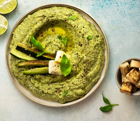 Dip di zucchine, ricotta e basilico