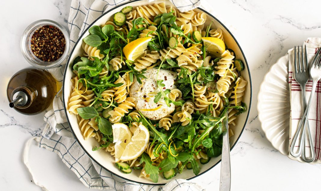 fusilli-zucchine-rucola Fusilli con zucchine, rucola, burrata e limone
